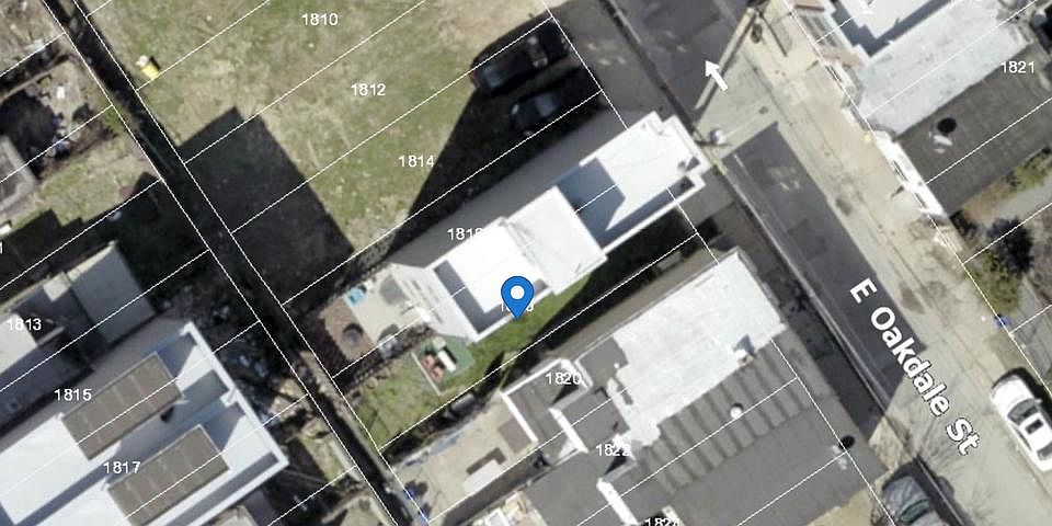 2nd image of 1818 E Oakdale St