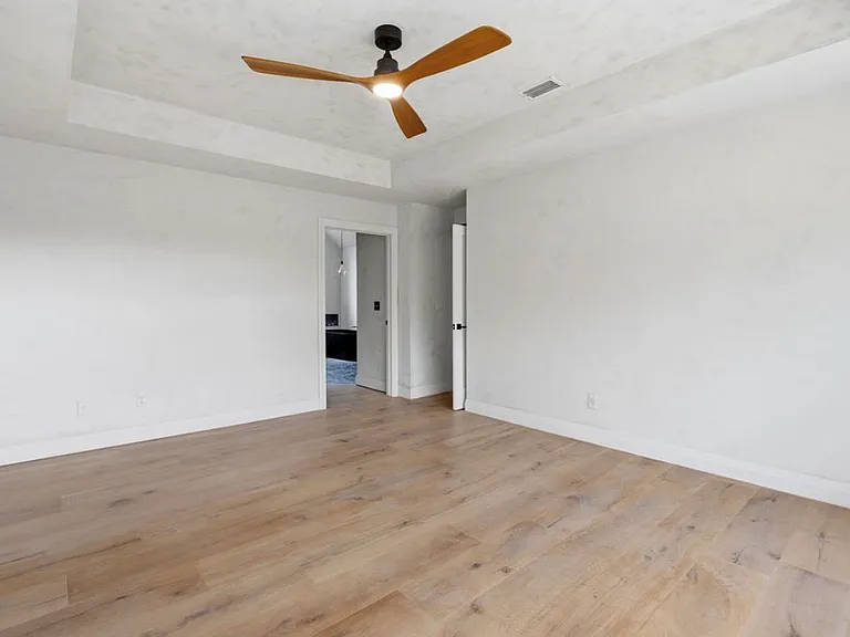 134 Hopeland Dr — Photo 17