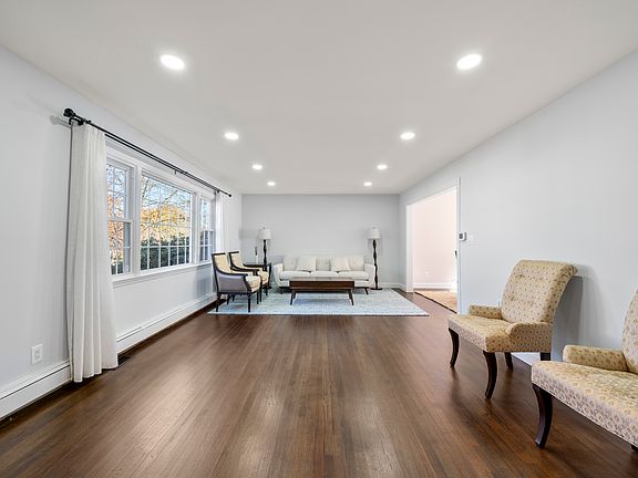 2nd image of 361 Forest Dr