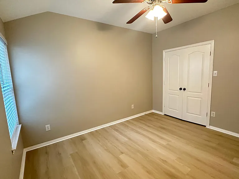 821 Hickory St — Photo 7