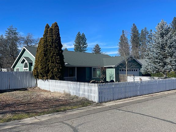 3rd image of 335 Yew Wood Dr