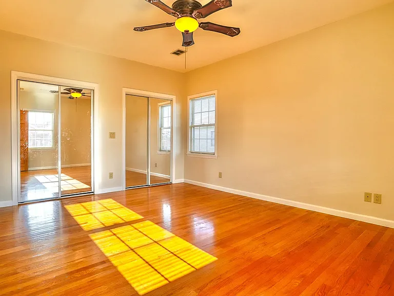 24 Emerson Ave #2 — Photo 15