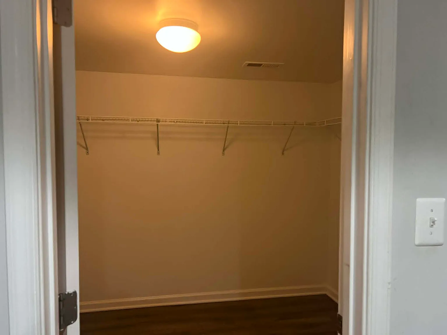 2 bed, $1,950 — Photo 4