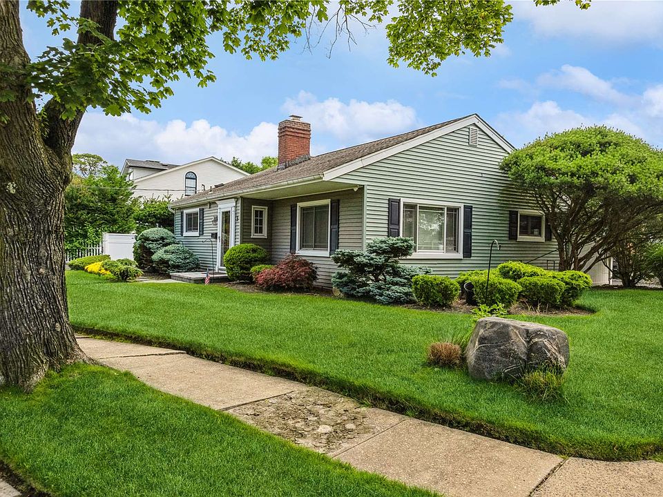3 S Bay Drive, Massapequa, NY 11758 MLS 3488907 Zillow