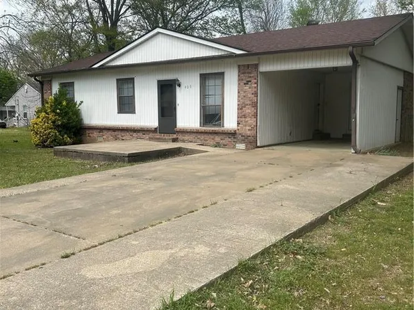 405 E E St #M, Russellville, AR 72801