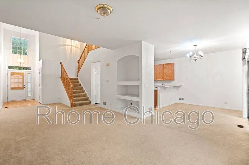 2 bed, 2.5 bath, $2,050 — Photo 4