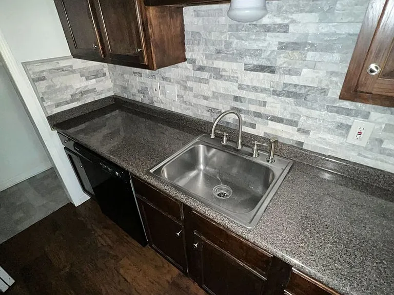 9B River Oaks Pl — Photo 4