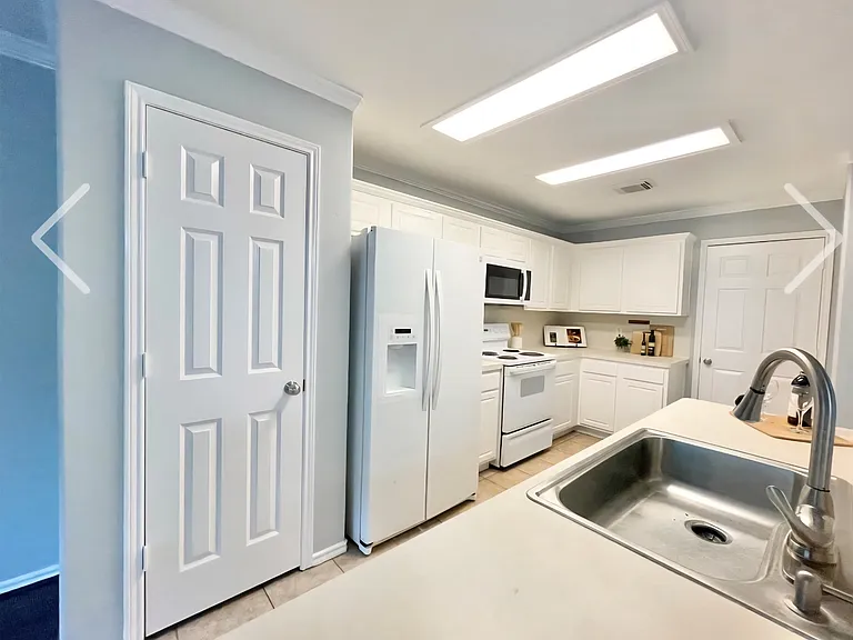 46 Marble Rock Pl — Photo 2