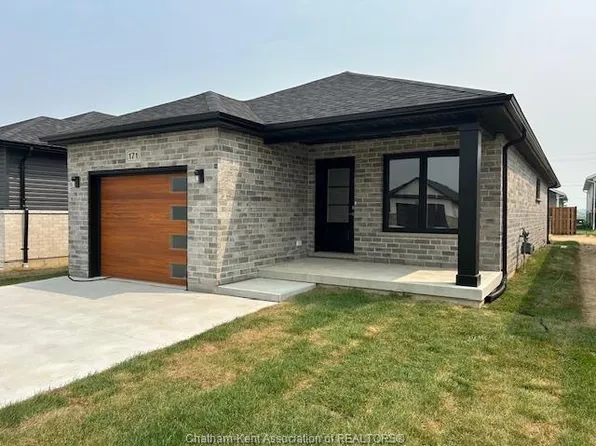 171 Ironwood Trl, Chatham Kent, ON N7M 0T3
