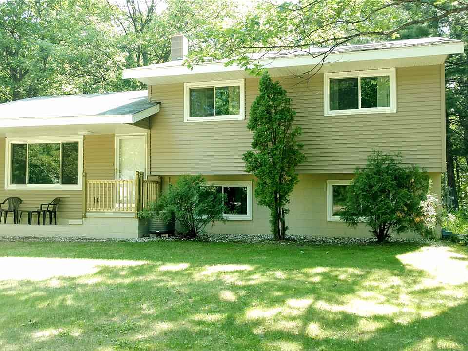1st image of 7 Lawrence Dr