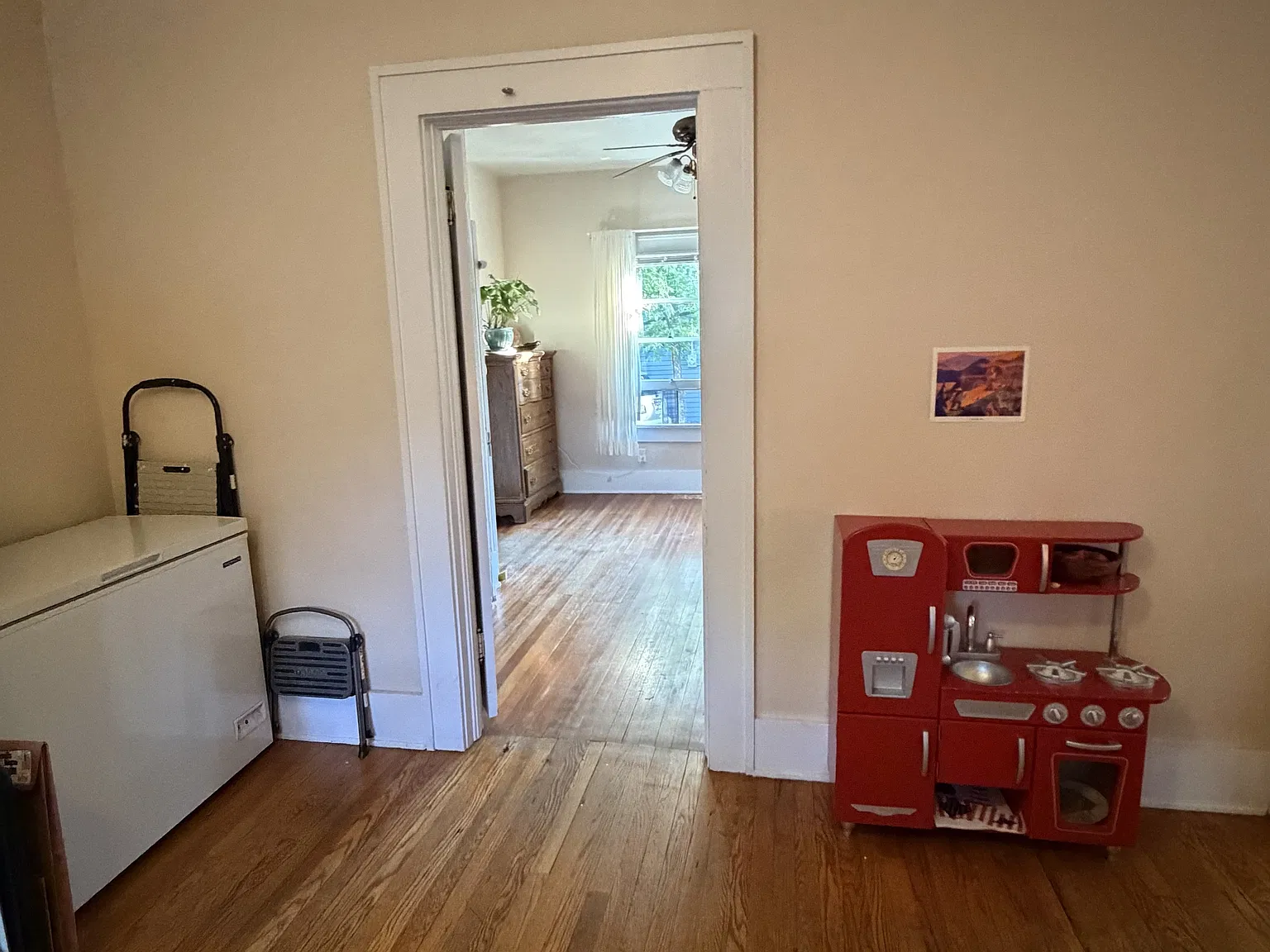 421 Park Dr — Photo 4