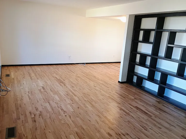 10360 E Jewell Ave — Photo 4