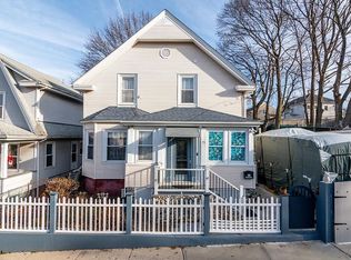 75 Dunnell Ave, Pawtucket, RI 02860