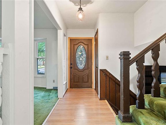 5th image of 10201 W 98th St