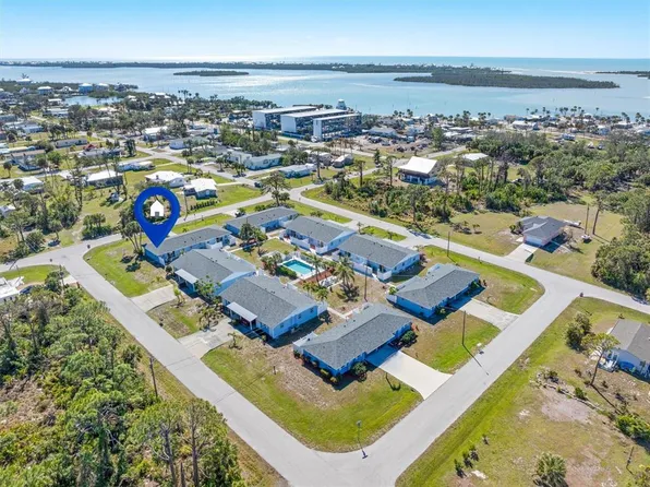 1956 Wyoming Ave, Englewood, FL 34224