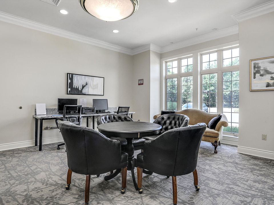 47305 Central Park Blvd # 47075, photo 27