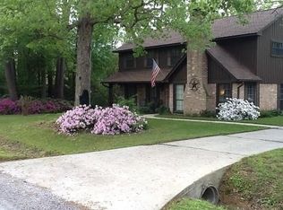 550 River Plantation Dr, Conroe, TX 77302