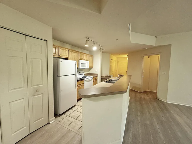 410 S Villa San Marco Dr #108 — Photo 8