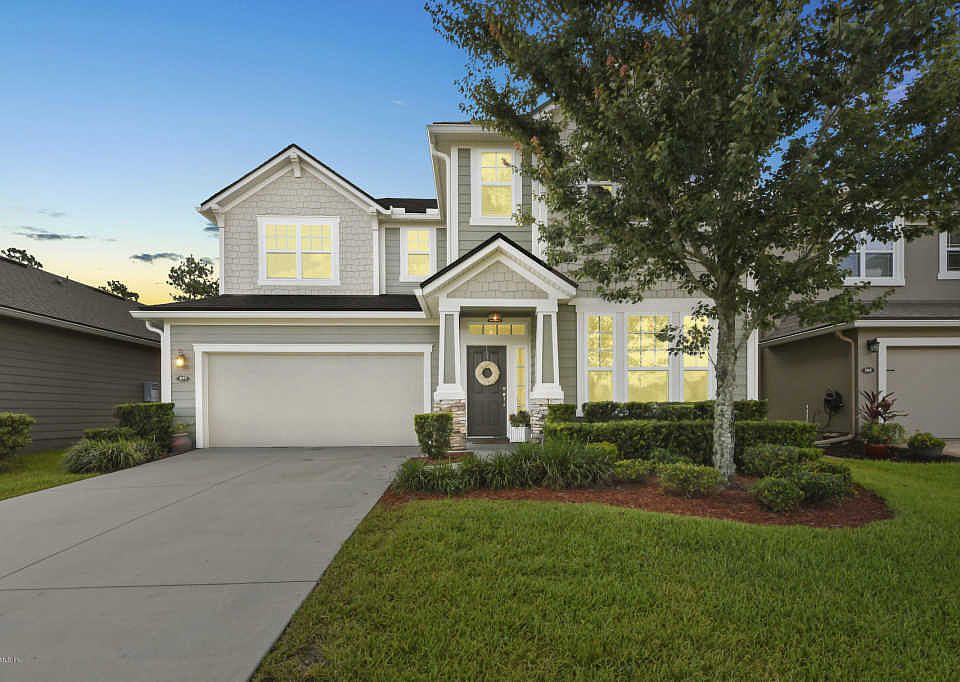 1st image of 577 Captiva Dr