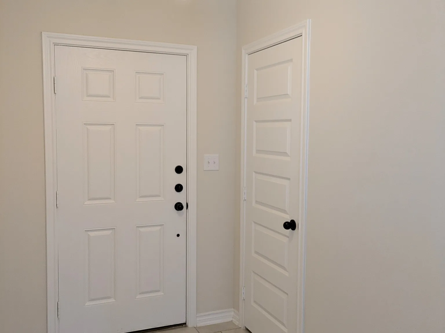 3 bed, 1437 sqft, $1,600 — Photo 2