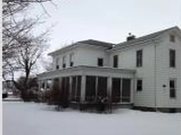 227 S College Ave, Geneseo, IL 61254