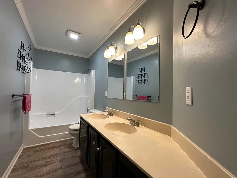 3220 Hickory Ridge Dr — Photo 16