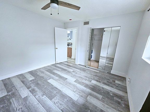 5th image of 1534 SE 15th St #13