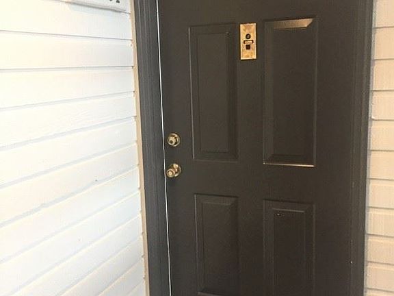 2nd image of 20161 Vikings Crest Loop NE APT 5-204