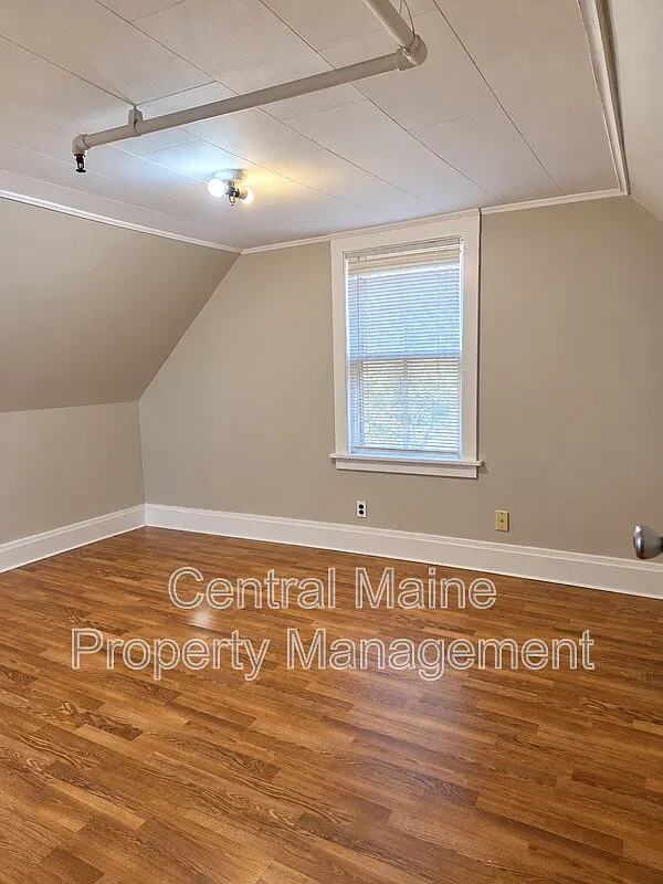 Studio, 1.0 bath, 225 sqft, $700 — Photo 1