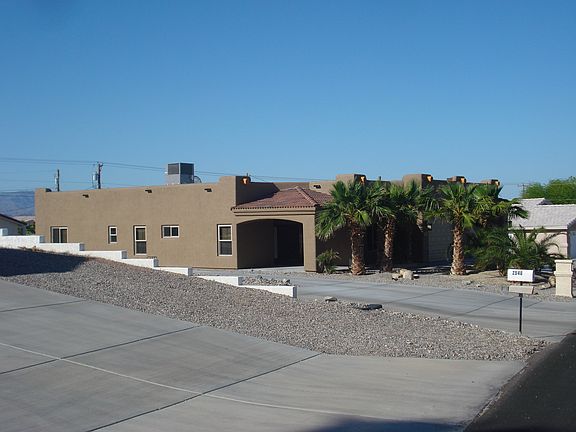 4th image of 2520 Avalon Ln