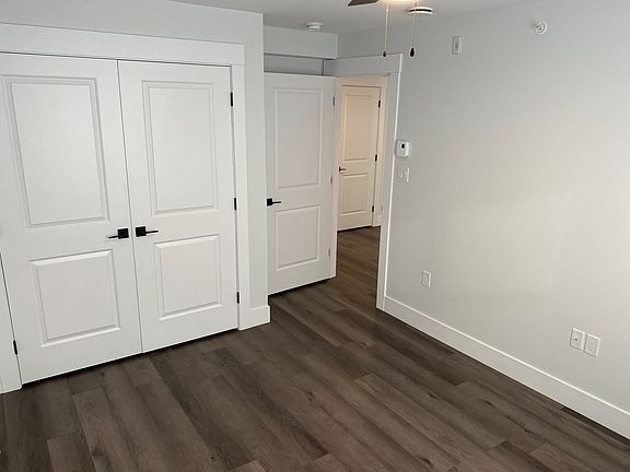 4th image of 49 Forest Hill Rd #305
