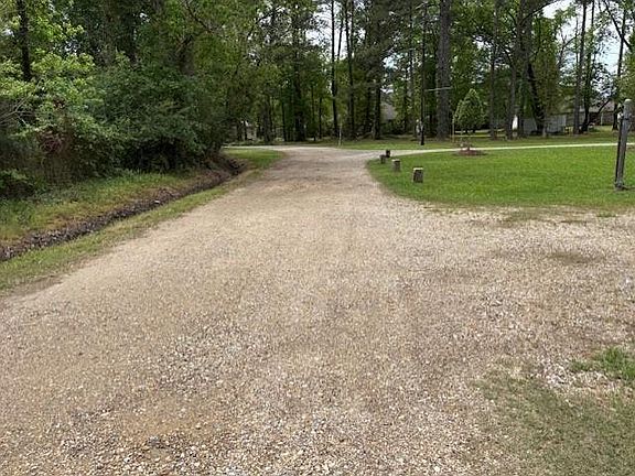 5th image of 40052 Thomas Ln