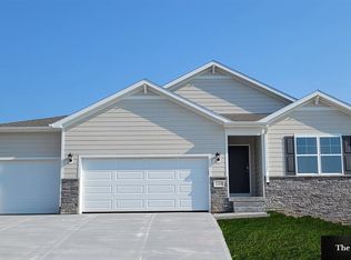 11460 Sunburst Dr, Papillion, NE 68046