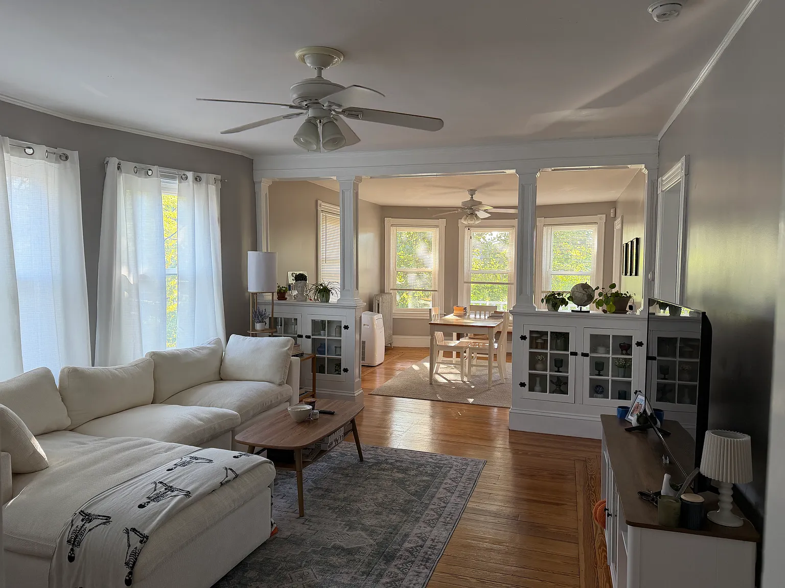 2 bed, 1100 sqft, $1,850 — Photo 3