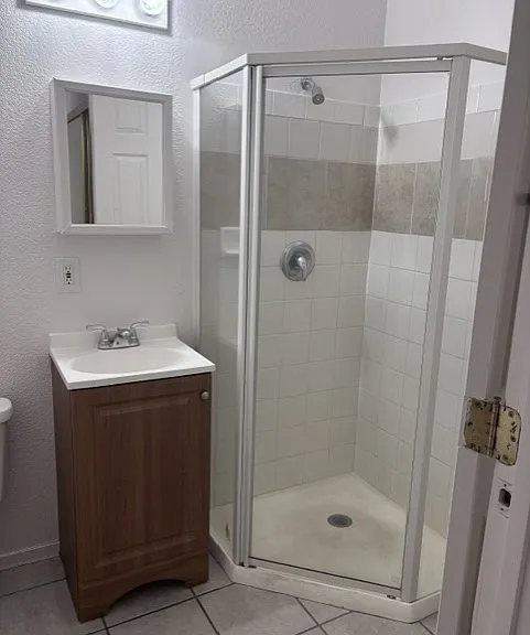 1031 Moss Rd #10 — Photo 3