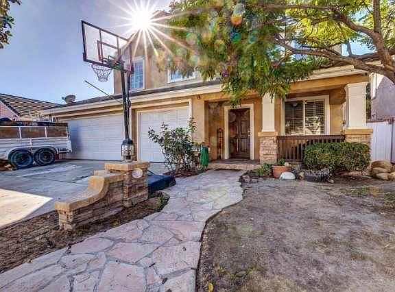 4th image of 713 Ursula Dr