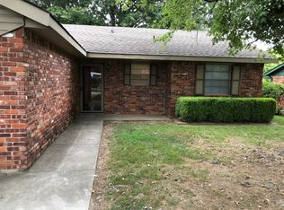 308 Queens Rd, Muskogee, OK 74403