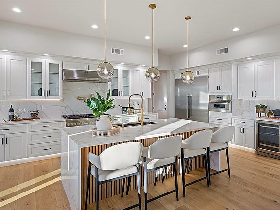 3rd image of 3749 Sawgrass Place