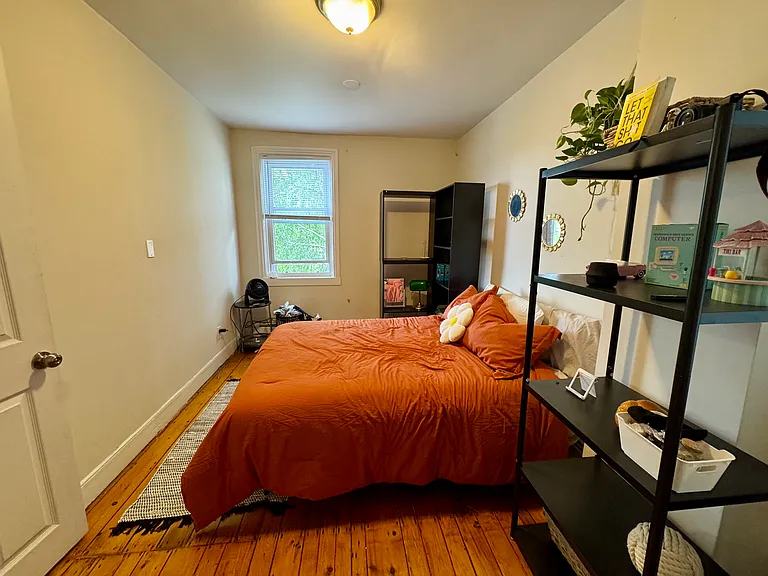 417 Atwells Ave #2 — Photo 11