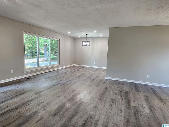 5th image of 20595 Faynell Cir