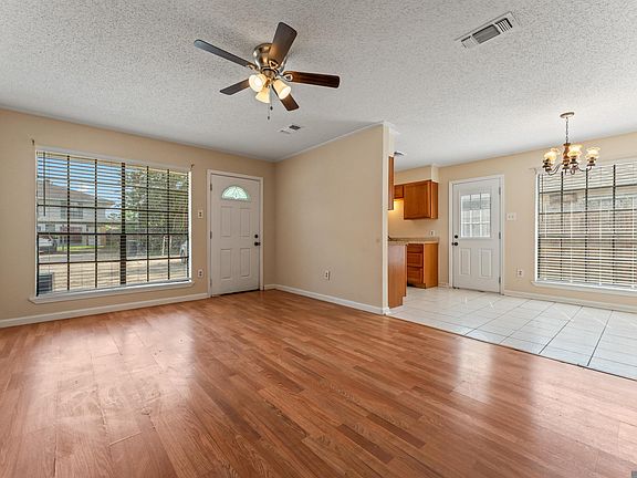 5th image of 548 S Flannery Rd APT A