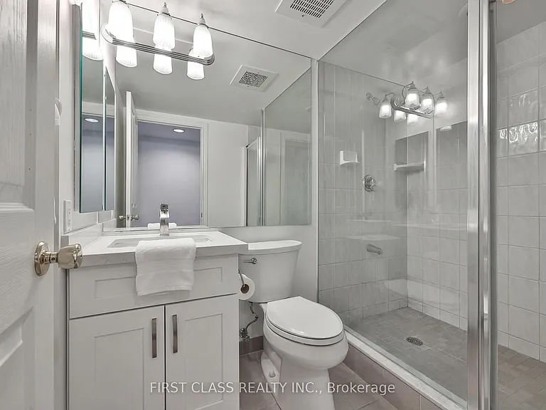 3181 Bayview Ave #902 — Photo 21