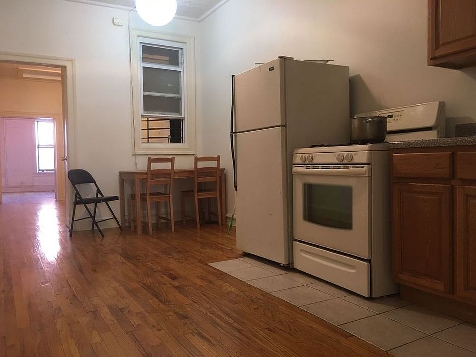 1st image of 321 Harman St APT 3L