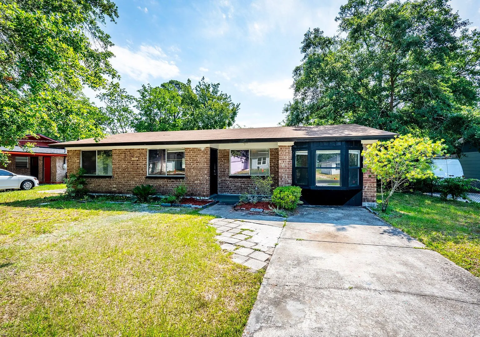 Timuquana 3BR/2BA Solid Brick Home w/ Flex Space & Private Yard — Photo 1