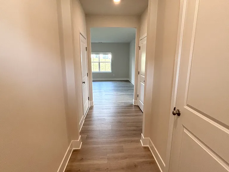 128 Wappinger Ter — Photo 3