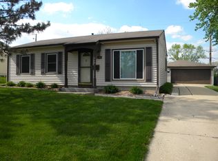 318 Healy Ave, Romeoville, IL 60446