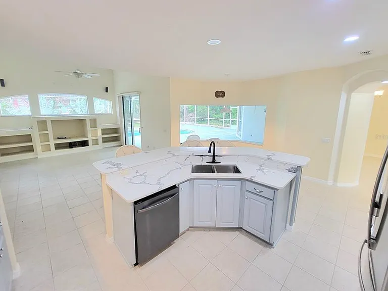 9 Woodholme Ln — Photo 8