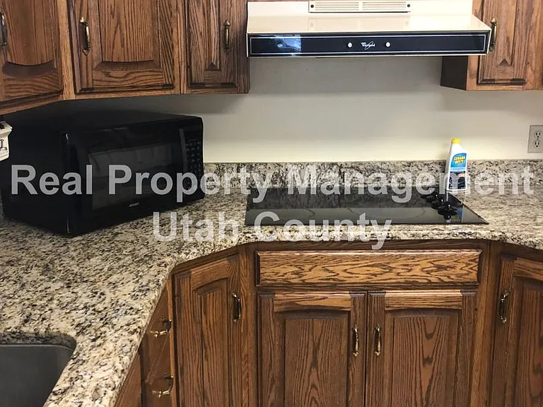 1639 N 1200th St E — Photo 13