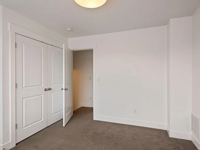 1752 W Pirgos Ln — Photo 17