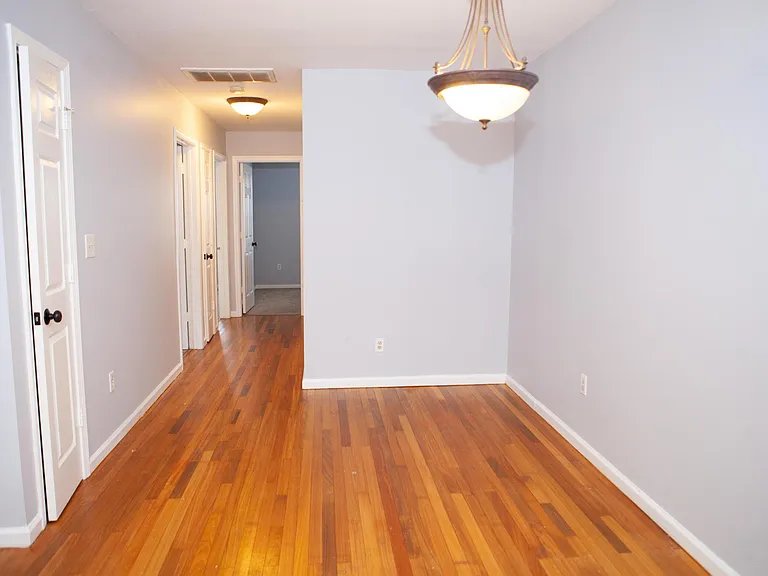 21 Jacob St #2 — Photo 6